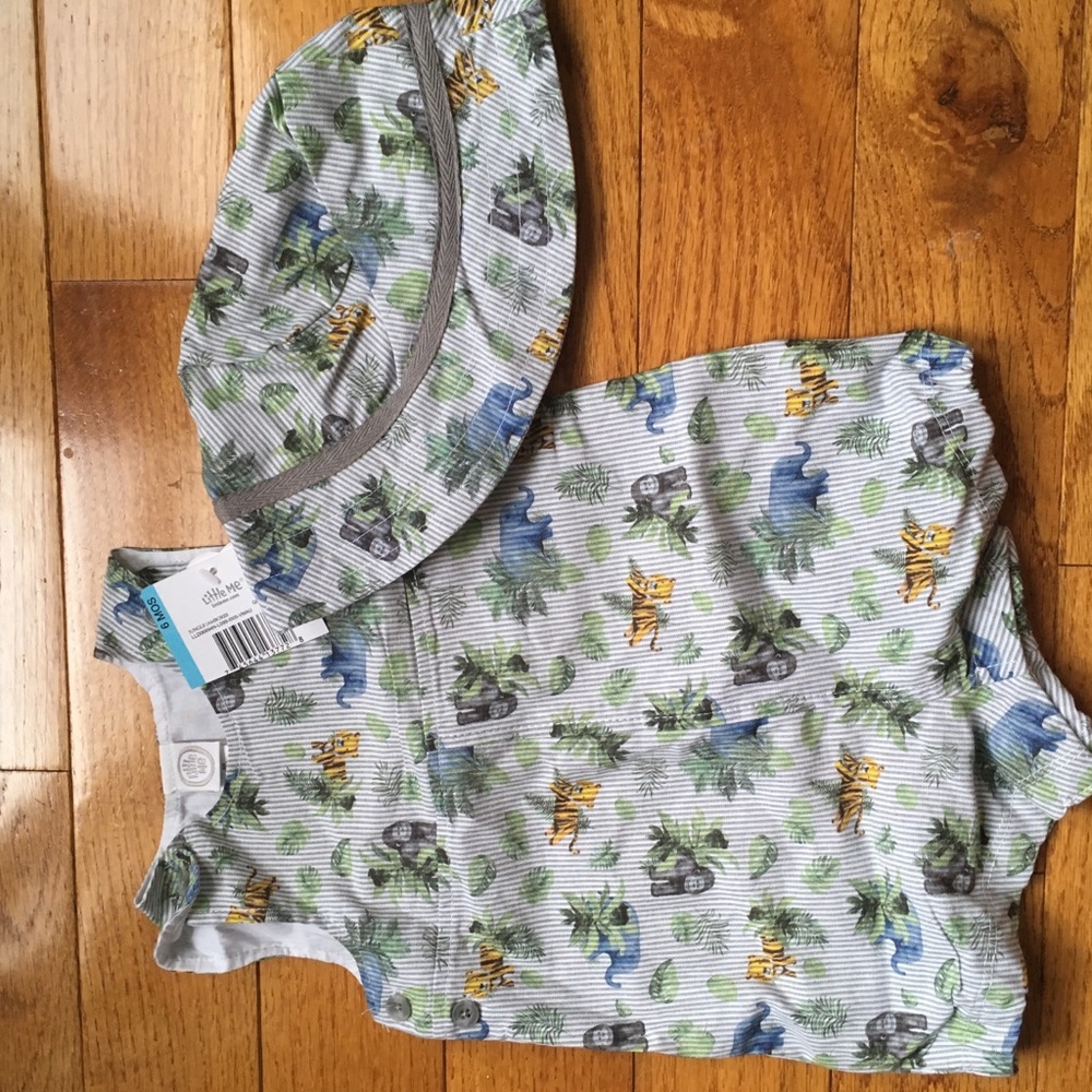 Baby romper with hat “Jungle Jamboree” 6 months